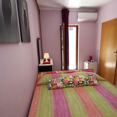 Apartment Sandi Vrsar Eksteriør bilde