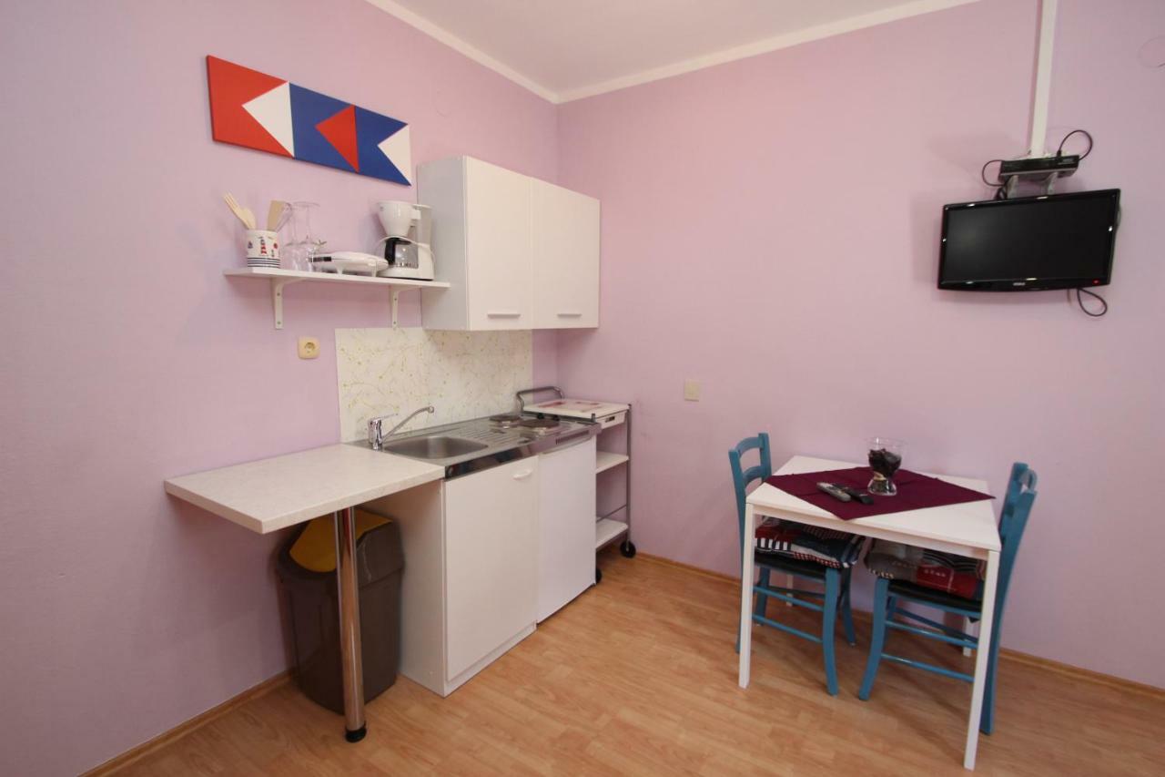 Apartment Sandi Vrsar Eksteriør bilde